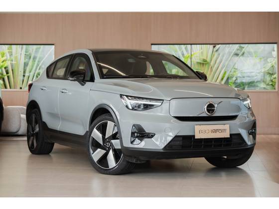 VOLVO C40 P8 RECHARGE TWIN ELECTRIC ULTIMATE AWD VOLVO C40 P8 RECHARGE TWIN ELECTRIC ULTIMATE AWD